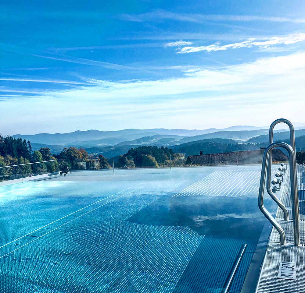 Traumhafter Blick vom Außenpool unseres Hotels