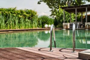 Badeteich unseres Wellnesshotel im Bayerischen Wald